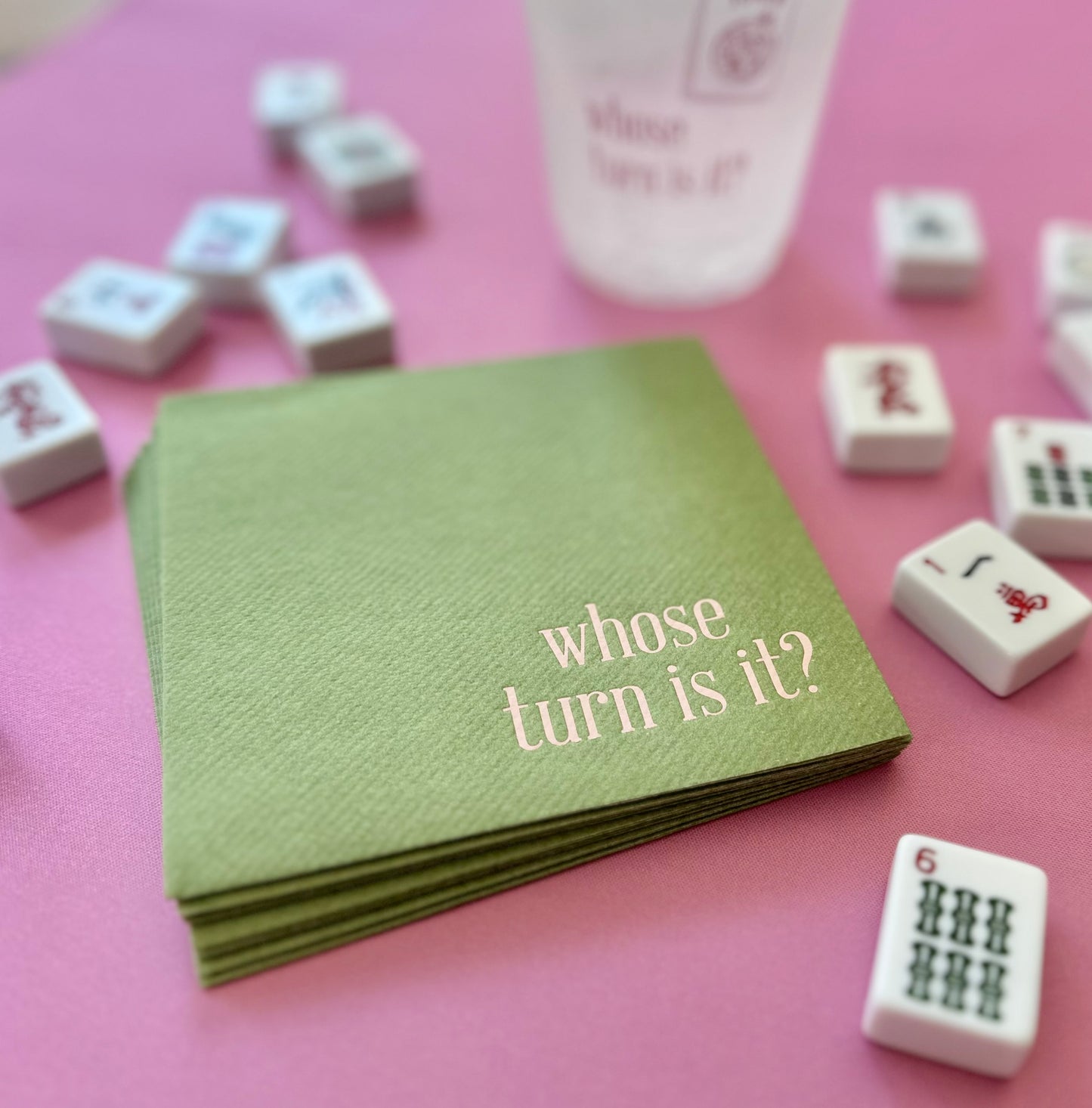 MahJongg Napkins | Whose turn is it? (Green/Pink)